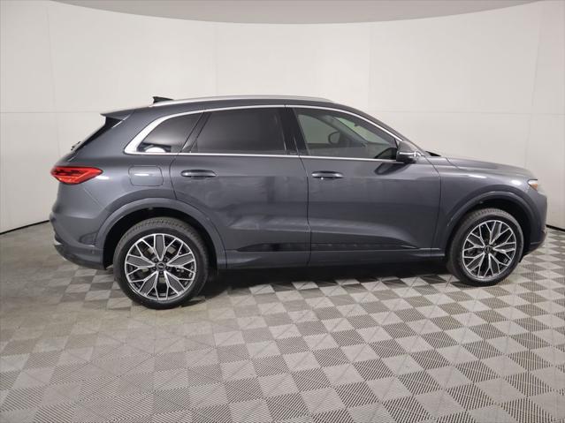new 2025 Audi Q5 car, priced at $60,335