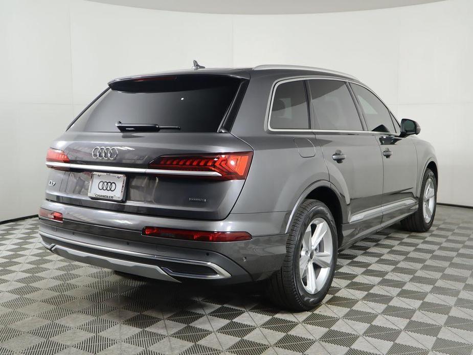 new 2024 Audi Q7 car, priced at $65,575