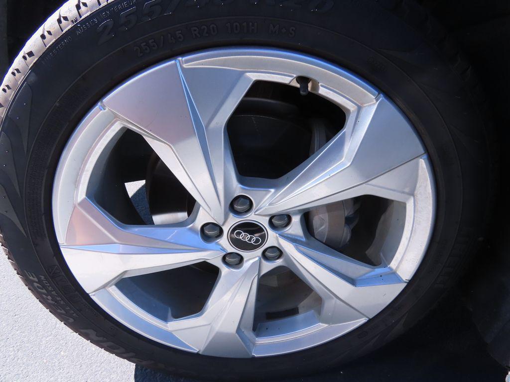 used 2021 Audi Q5 car, priced at $22,792