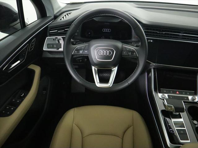 new 2025 Audi Q7 car, priced at $75,070