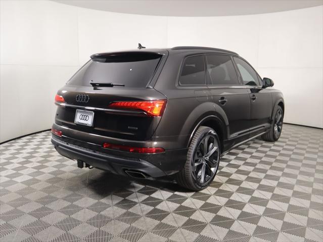 new 2025 Audi Q7 car, priced at $75,070
