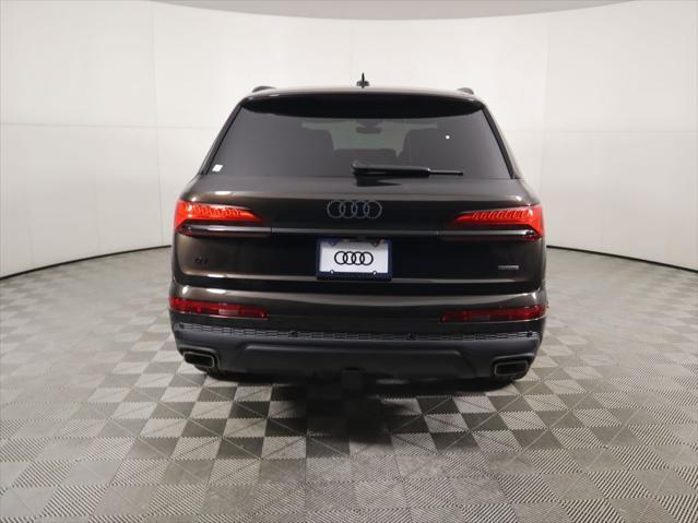 new 2025 Audi Q7 car, priced at $75,070
