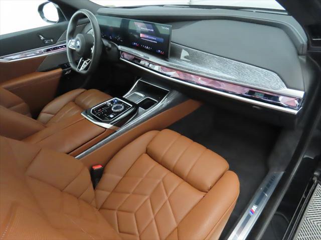 used 2023 BMW i7 car