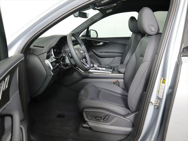 new 2025 Audi Q7 car, priced at $65,070