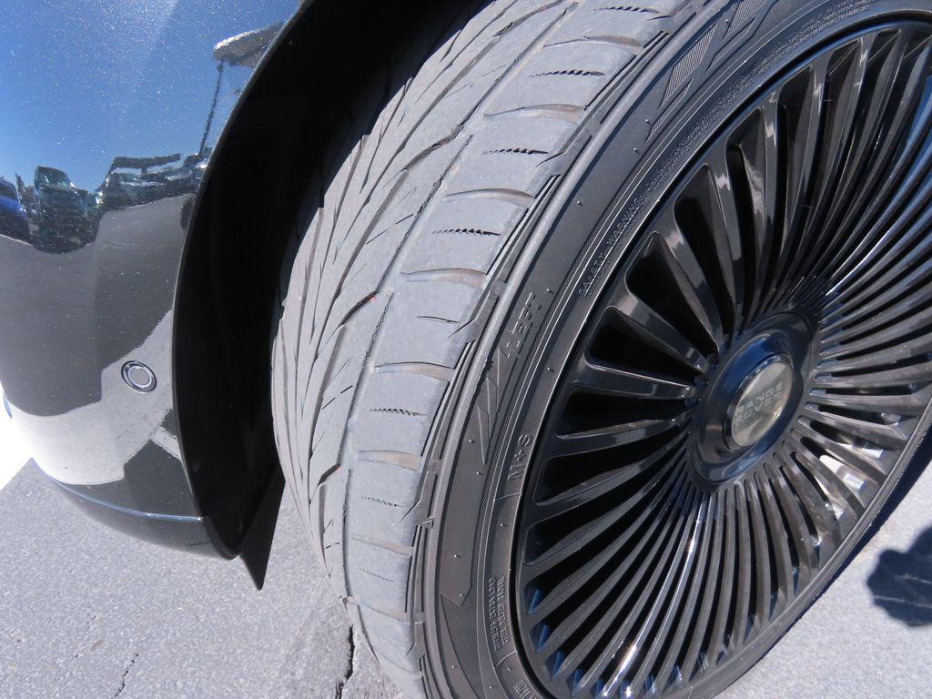 used 2024 Land Rover Range Rover car, priced at $125,990