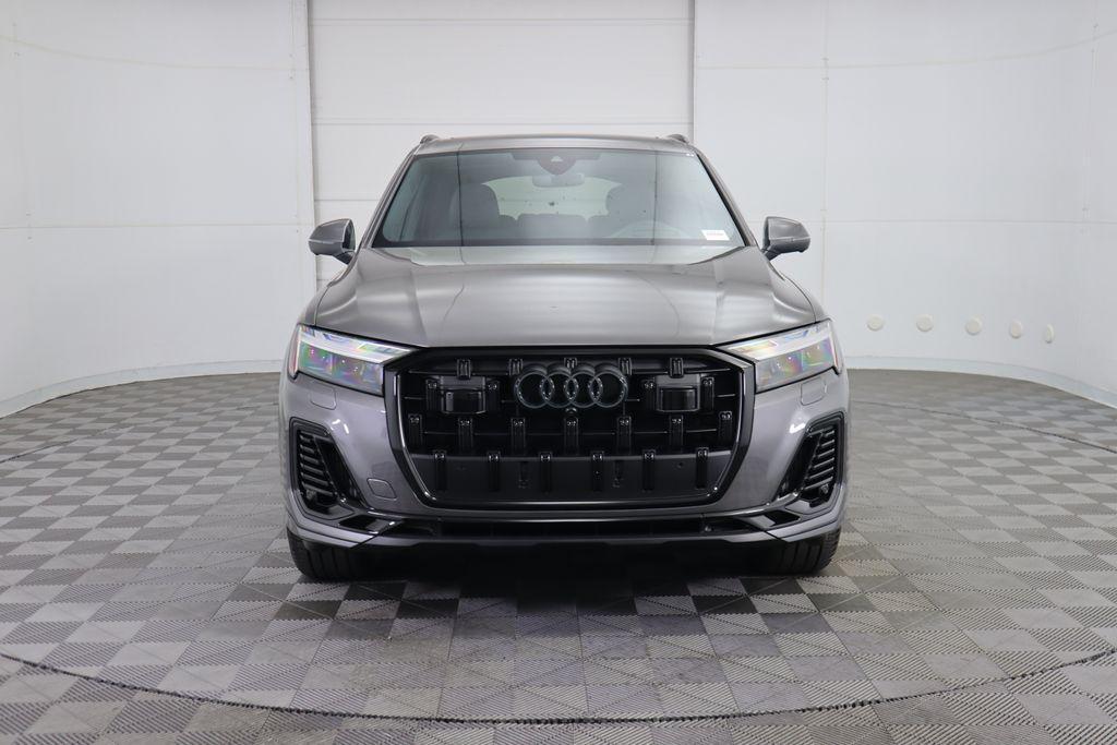 new 2025 Audi Q7 car, priced at $83,695
