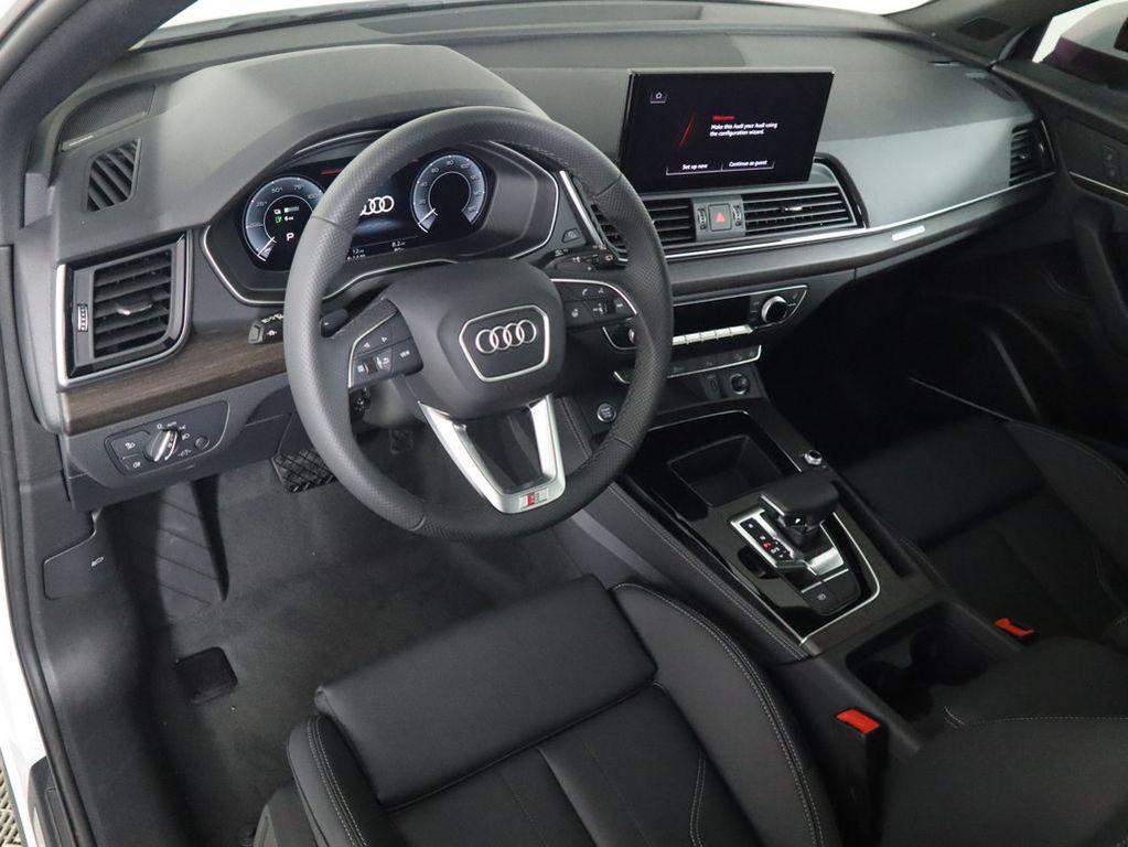 new 2025 Audi Q5 car, priced at $69,385