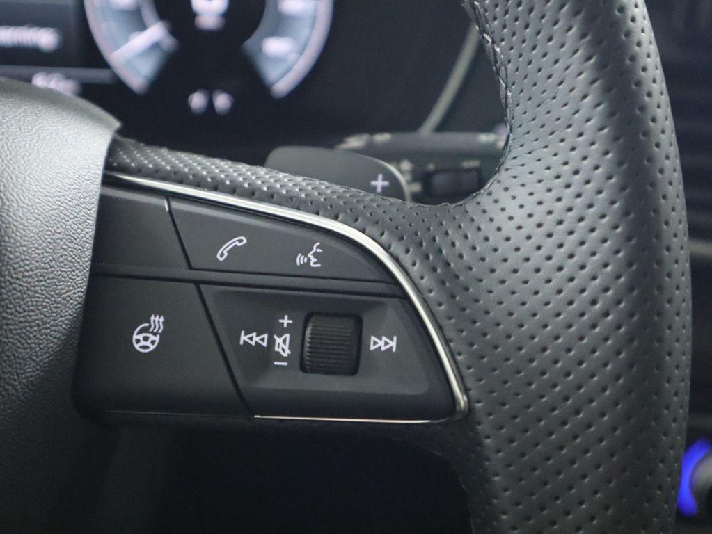 new 2025 Audi Q5 car, priced at $69,385