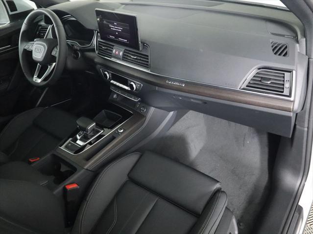 new 2025 Audi Q5 car, priced at $69,385