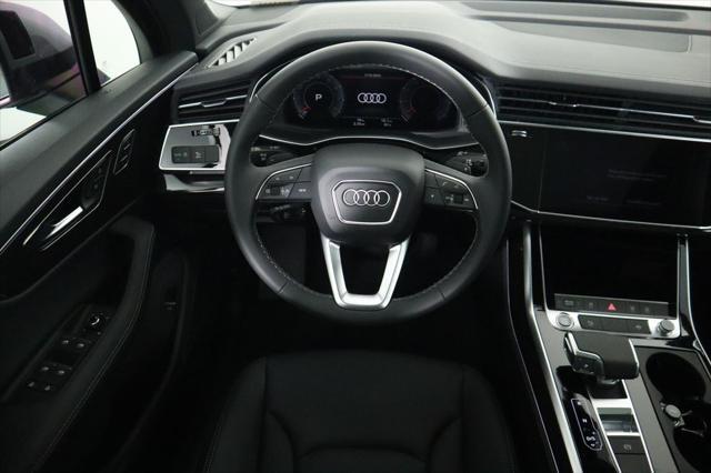 new 2025 Audi Q7 car, priced at $77,685