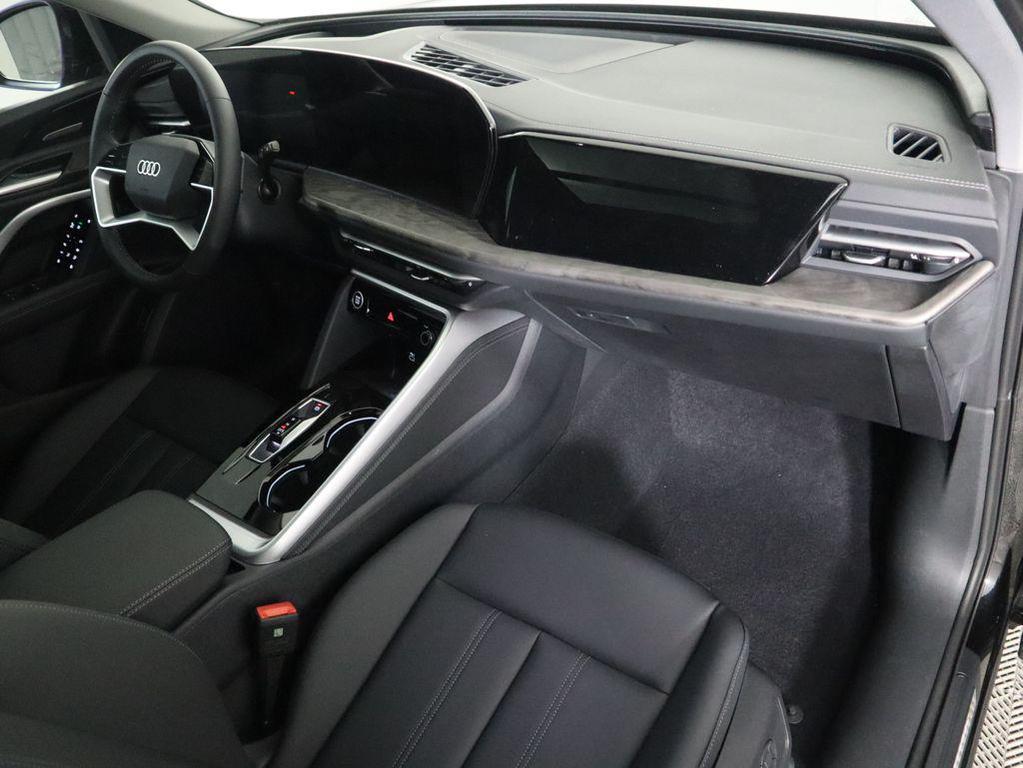 new 2025 Audi Q5 car, priced at $61,590