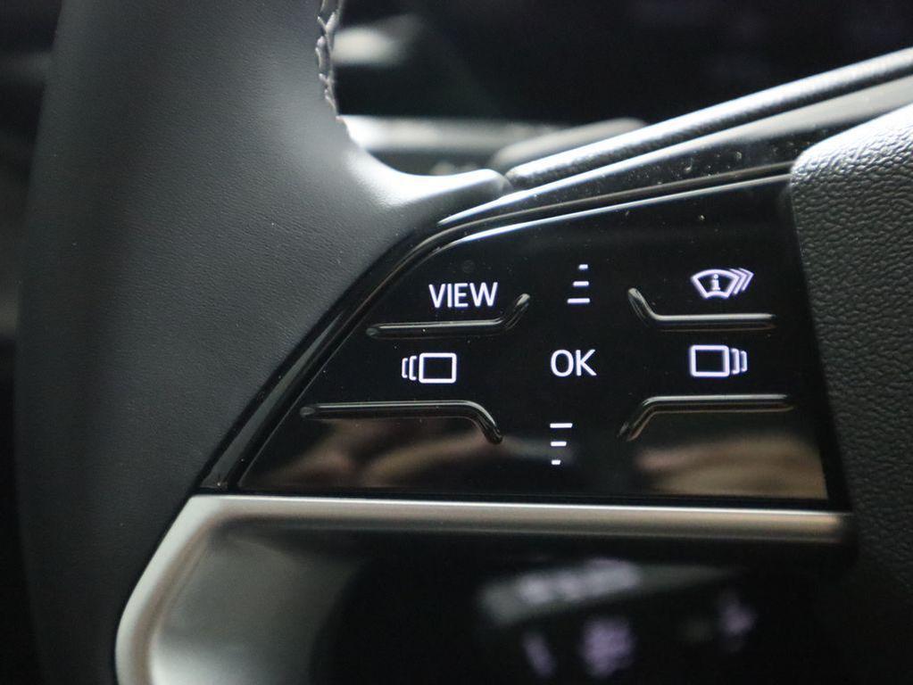 new 2025 Audi Q5 car, priced at $61,590