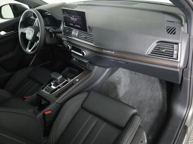 new 2025 Audi Q5 car, priced at $70,335