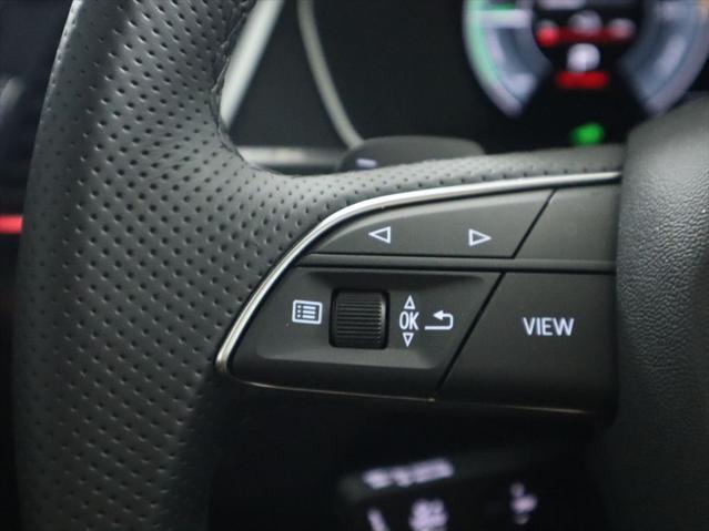 new 2025 Audi Q5 car, priced at $70,335