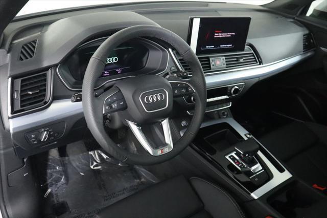 new 2025 Audi Q5 car, priced at $59,860