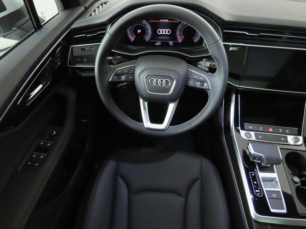 used 2025 Audi Q7 car, priced at $72,220