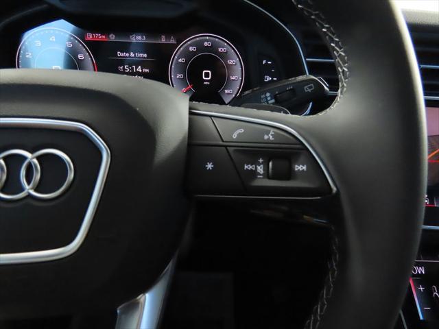 new 2025 Audi Q7 car, priced at $77,460