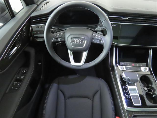 new 2025 Audi Q7 car, priced at $77,460