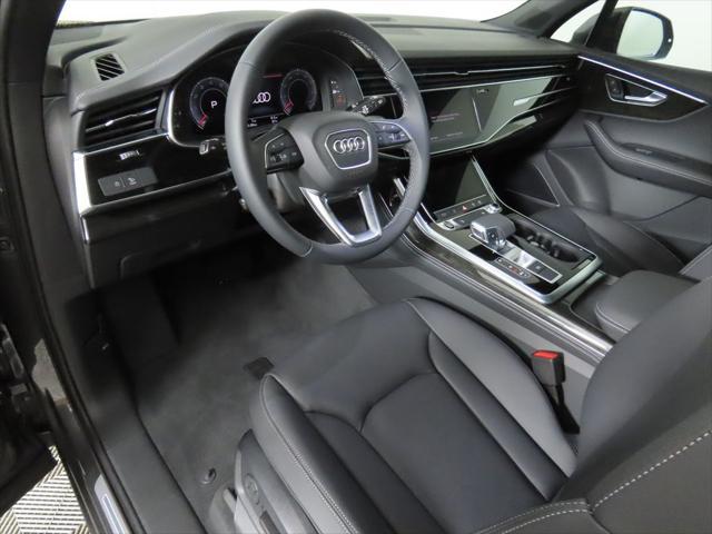 new 2025 Audi Q7 car, priced at $77,460