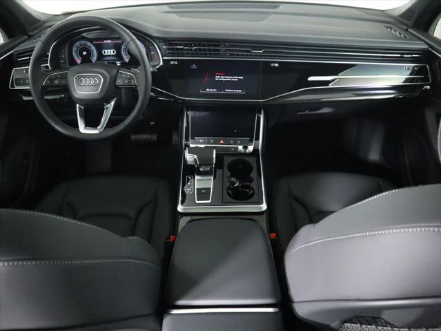 new 2025 Audi Q7 car, priced at $66,920