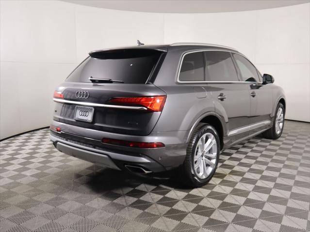 new 2025 Audi Q7 car, priced at $66,920