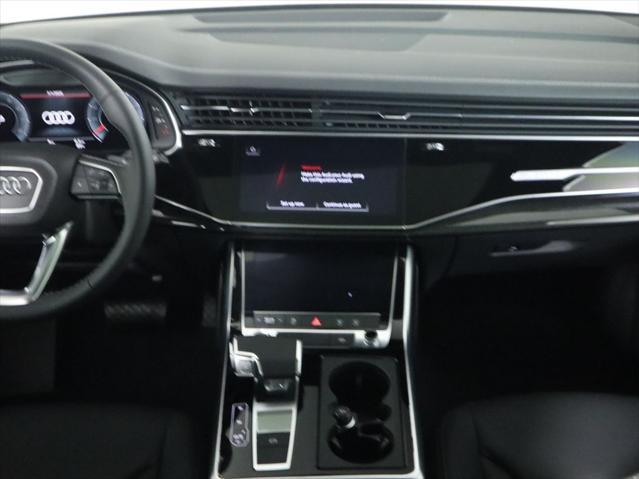 new 2025 Audi Q7 car, priced at $66,920