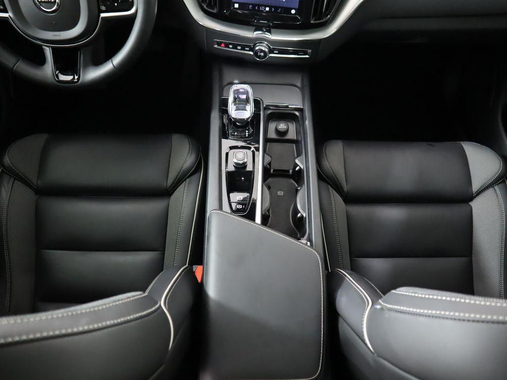 used 2024 Volvo XC60 Recharge Plug-In Hybrid car, priced at $57,493