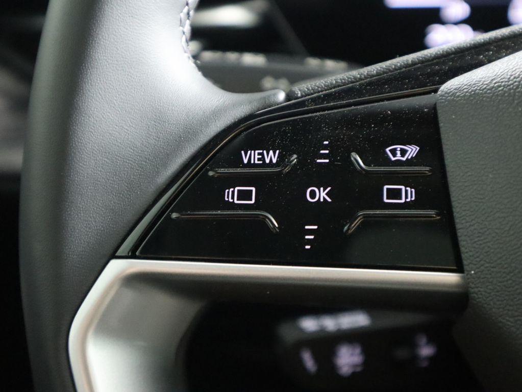 new 2025 Audi Q5 car, priced at $61,240