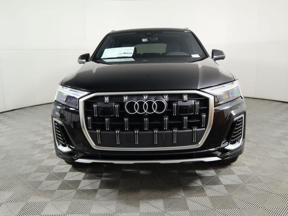 new 2025 Audi Q7 car, priced at $65,270