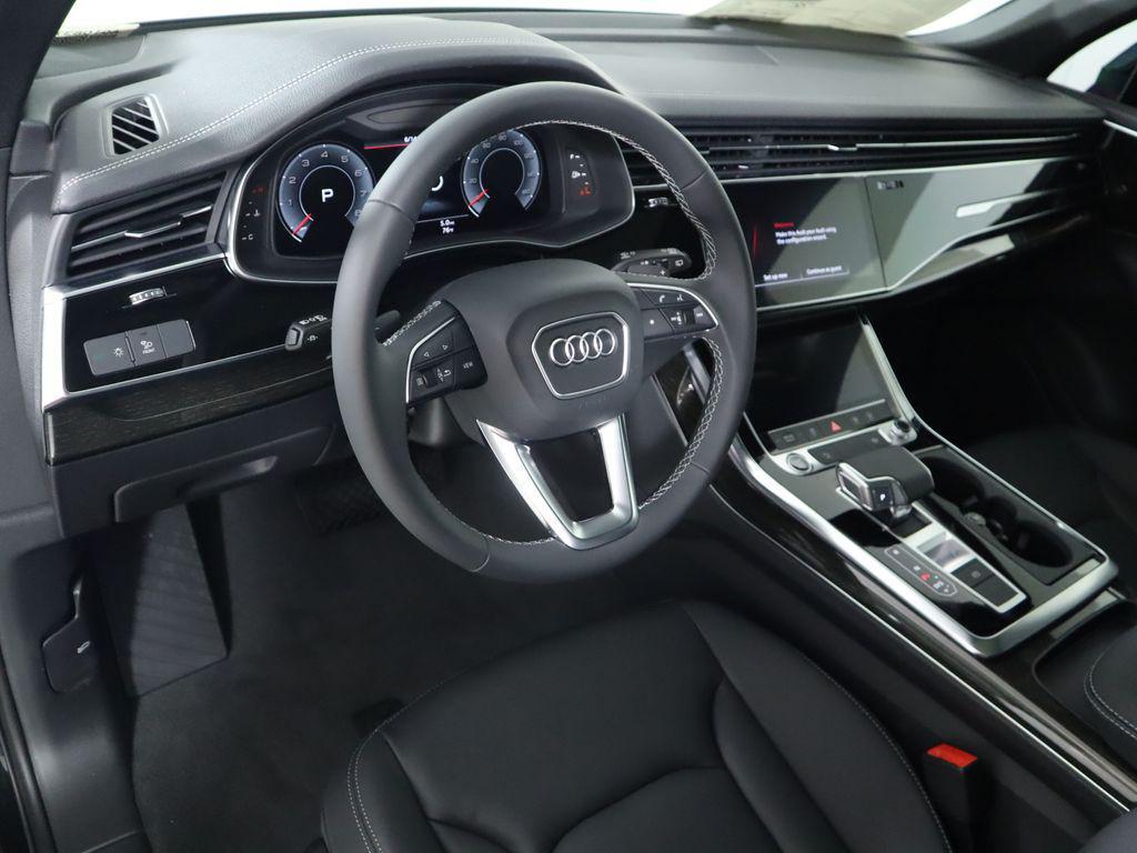 used 2025 Audi Q7 car, priced at $50,992