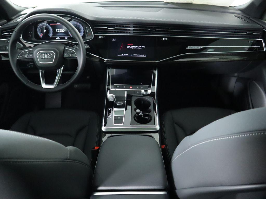 used 2025 Audi Q7 car, priced at $50,992
