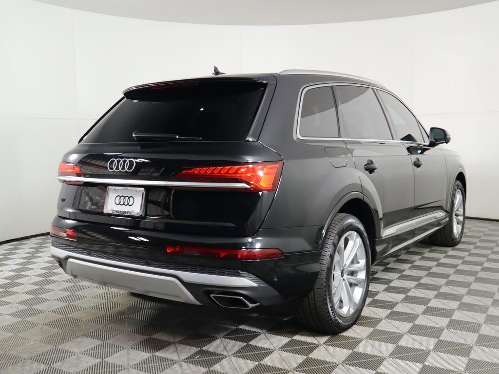 used 2025 Audi Q7 car, priced at $50,992