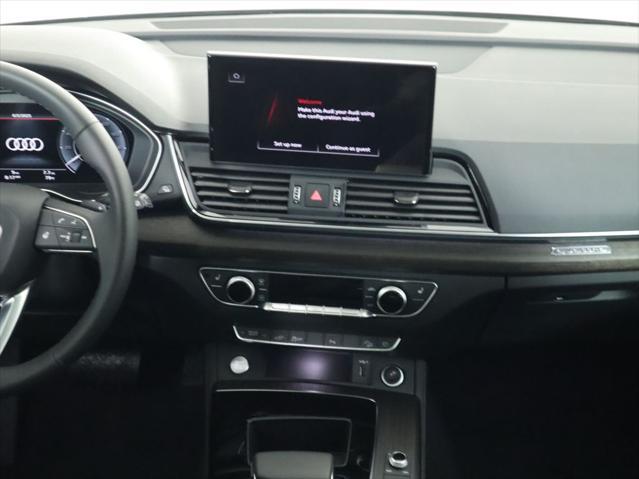 new 2025 Audi Q5 car, priced at $66,760