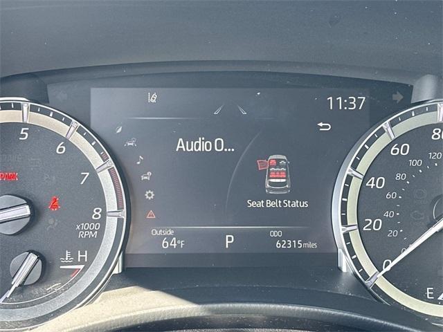 used 2022 Toyota Highlander car, priced at $31,200