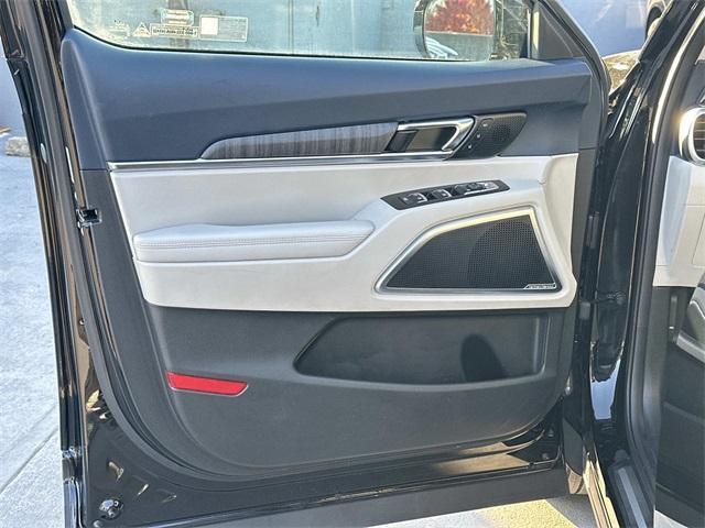 used 2024 Kia Telluride car, priced at $39,000