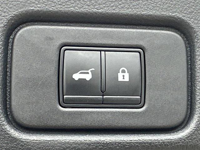 used 2022 Nissan Pathfinder car, priced at $27,178