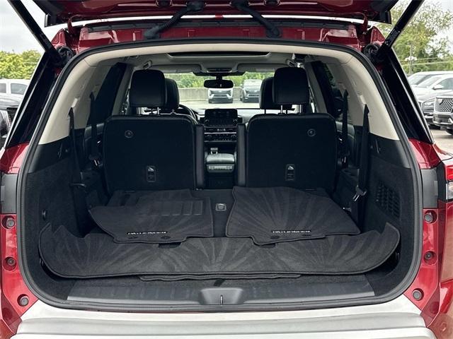 used 2022 Nissan Pathfinder car, priced at $27,178