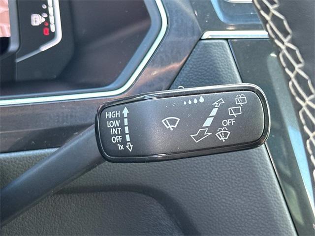 used 2021 Volkswagen Tiguan car, priced at $23,032