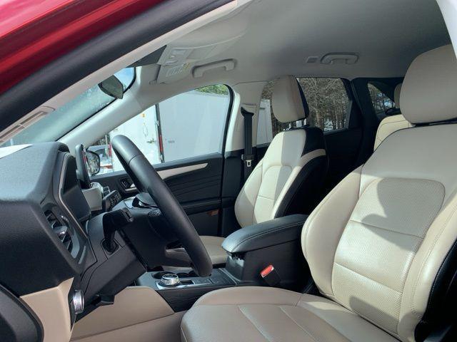 used 2022 Ford Escape car, priced at $19,555