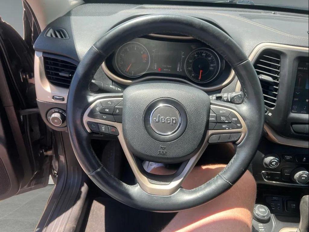 used 2016 Jeep Cherokee car, priced at $12,950