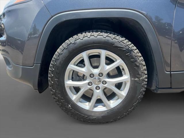 used 2016 Jeep Cherokee car, priced at $12,950