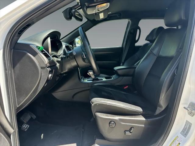 used 2017 Jeep Grand Cherokee car, priced at $16,350