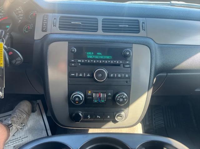 used 2010 Chevrolet Avalanche car, priced at $10,950