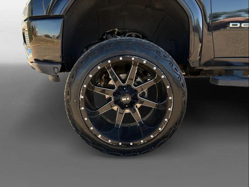 used 2022 GMC Sierra 2500 car, priced at $51,950