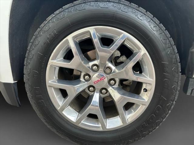 used 2016 GMC Yukon car, priced at $25,950