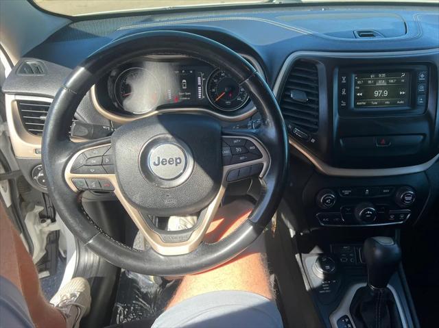 used 2015 Jeep Cherokee car, priced at $10,500