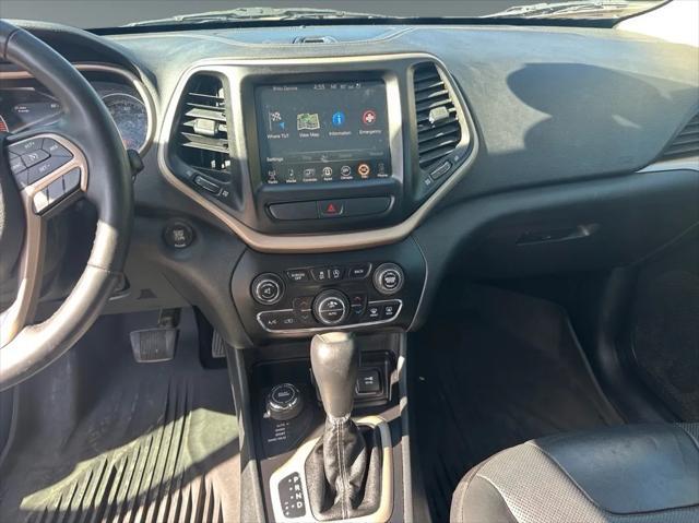 used 2016 Jeep Cherokee car, priced at $11,950