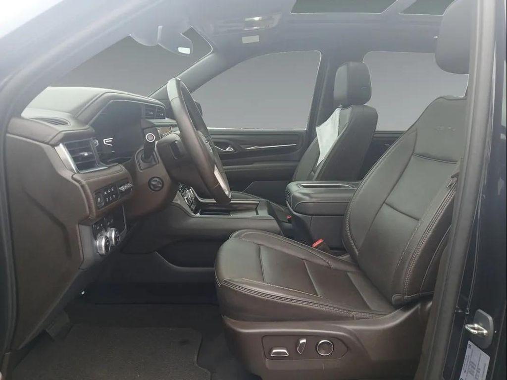 used 2023 GMC Yukon XL car, priced at $63,150