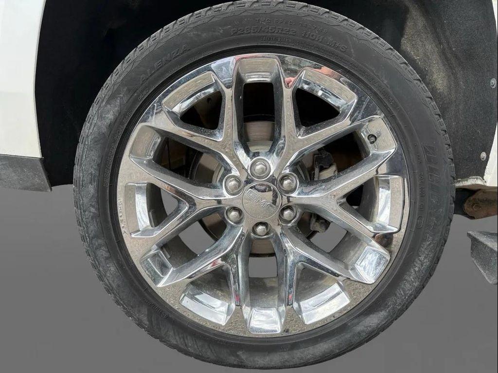 used 2018 GMC Yukon XL car, priced at $28,950