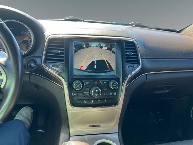 used 2015 Jeep Grand Cherokee car, priced at $15,437